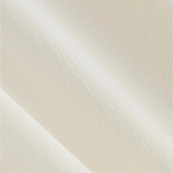 Everlane THE MUST-HAVE SHIRT IN WASHABLE SILK off white 100% silk blouse size 0 - Picture 9 of 9